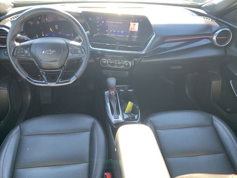 Used 2024 Chevrolet Trax RS w/ Driver Confidence Package image 26