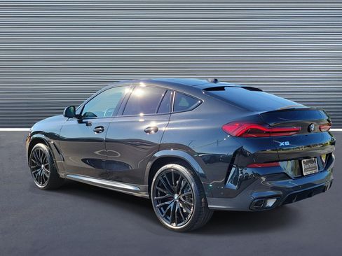 Used 2025 BMW X6 xDrive40i AWD/4WD image 4
