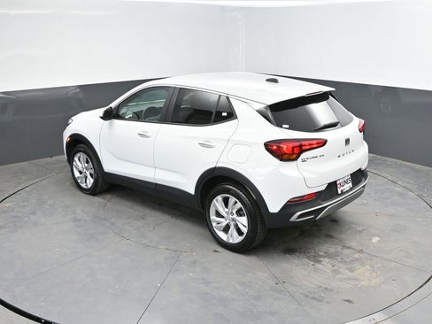 Used 2025 Buick Encore GX Preferred AWD/4WD image 27