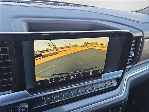 New 2026 Chevrolet Silverado 1500 High Country AWD/4WD image 13