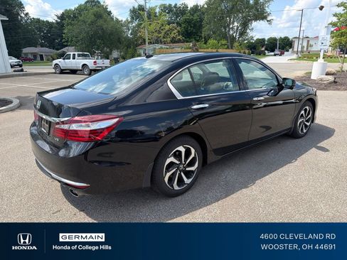 Used 2017 Honda Accord EX-L image 6