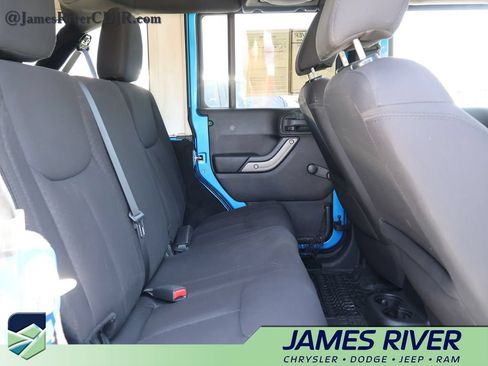 Used 2014 Jeep Wrangler Unlimited Sport AWD/4WD image 11