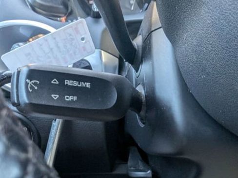 Used 2014 Porsche Cayenne Platinum Edition image 25