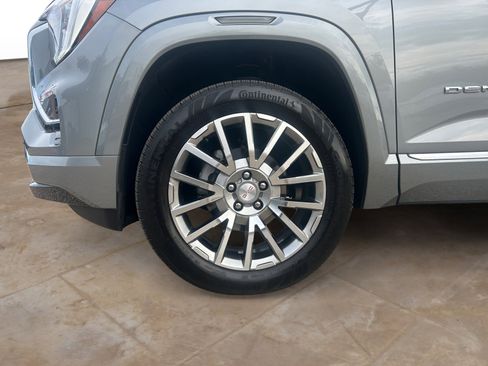 New 2026 GMC Terrain Denali w/ LPO, Floor Liner Package image 30