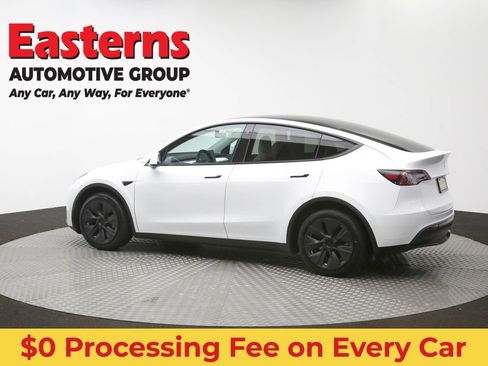 Used 2022 Tesla Model Y Long Range AWD/4WD image 58