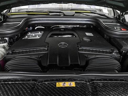 New 2026 Mercedes-Benz GLS 580 4MATIC image 24