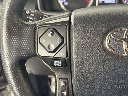 Certified 2024 Toyota 4Runner TRD Off-Road Premium image 17