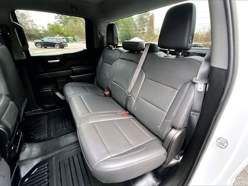 Certified 2022 GMC Sierra 1500 Pro w/ Pro Value Package image 19
