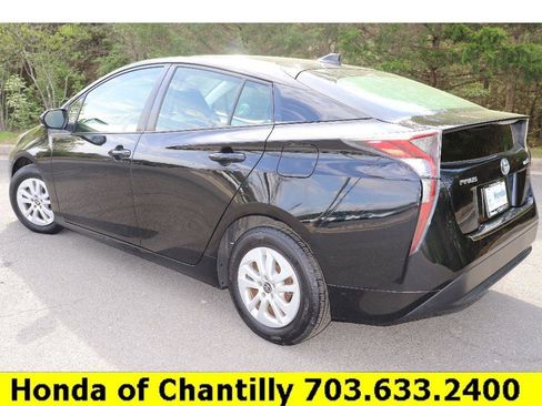 Used 2018 Toyota Prius One w/ Carpet Mat Package FWD image 6