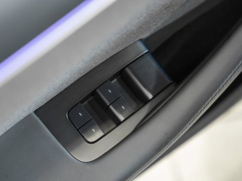 Used 2025 Tesla Model 3 RWD image 34