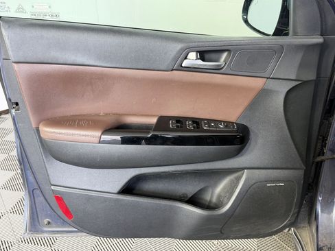Used 2017 Kia Sportage SX FWD image 12