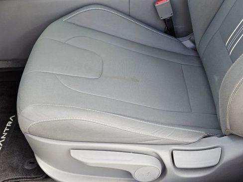 Used 2024 Hyundai Elantra SEL image 22