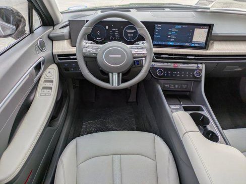 New 2025 Hyundai Sonata Limited image 10