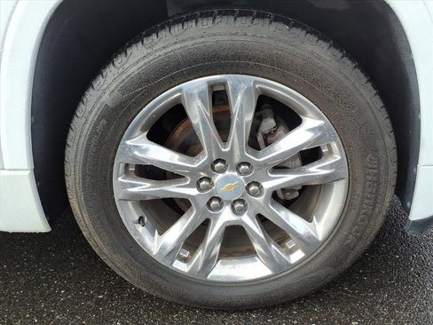 Used 2018 Chevrolet Traverse High Country image 8
