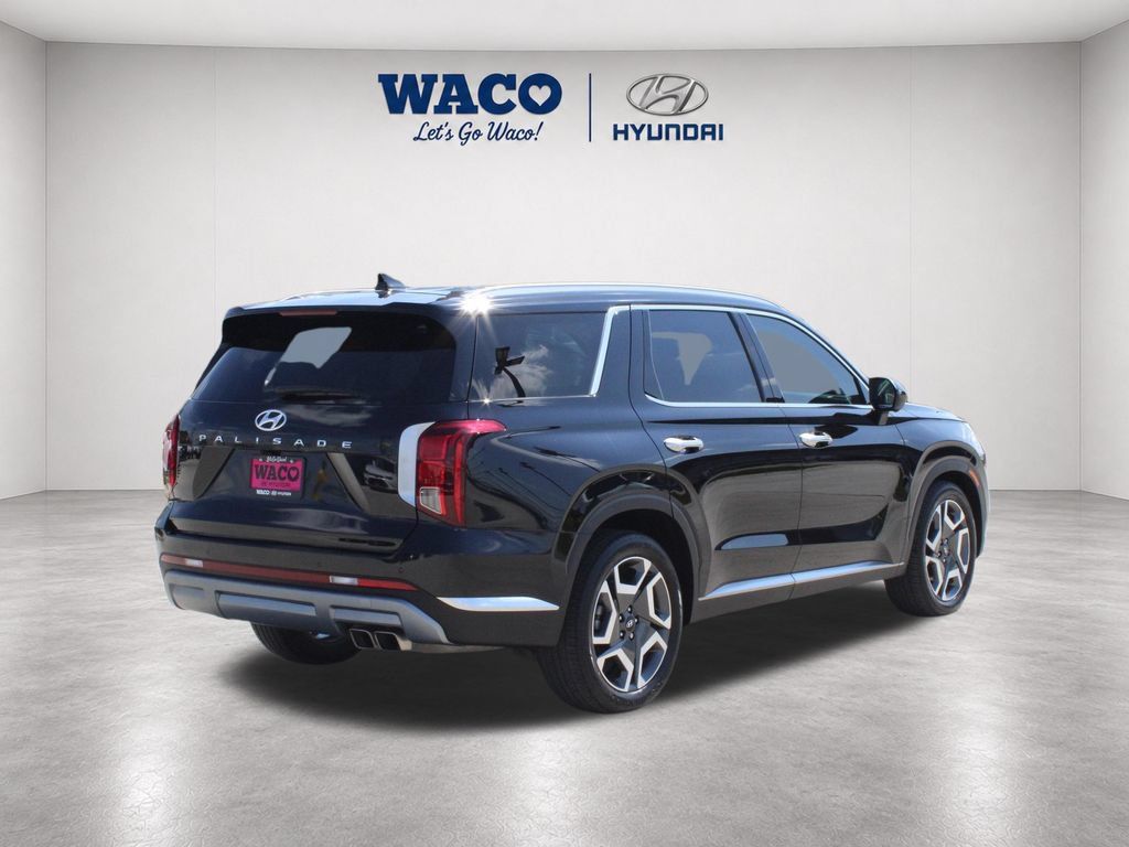 Used 2024 Hyundai Palisade Limited FWD image 8