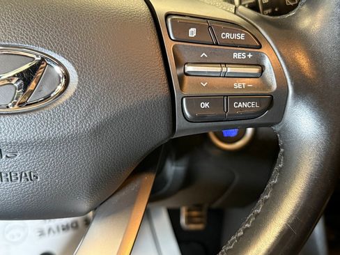 Used 2021 Hyundai Kona Night image 11