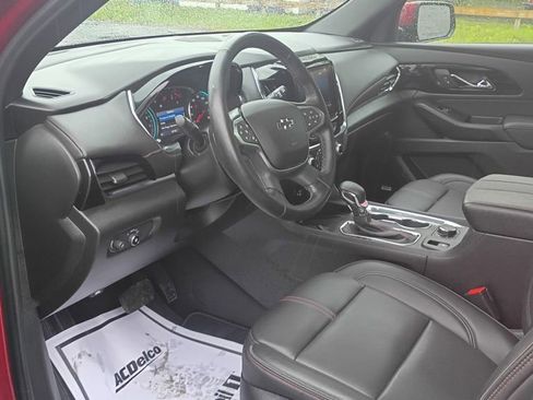 Used 2023 Chevrolet Traverse RS w/ LPO, Floor Liner Package AWD/4WD image 8