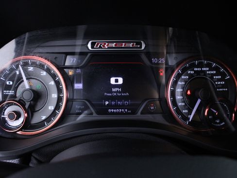 Used 2019 RAM 1500 Rebel image 22