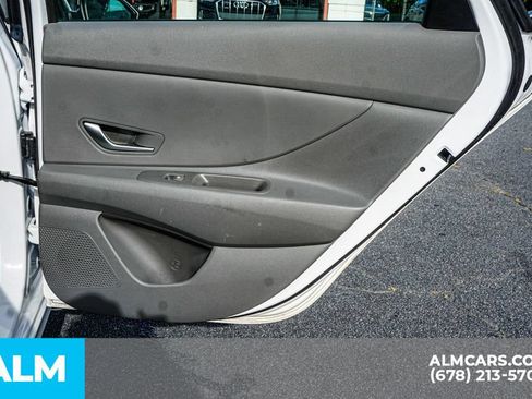 Used 2024 Hyundai Elantra SEL FWD image 52