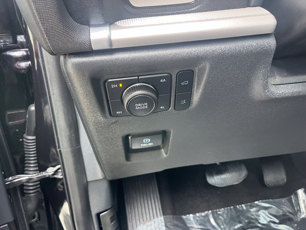 Used 2025 Ford Expedition Max Active AWD/4WD image 38