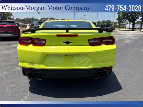 Used 2021 Chevrolet Camaro LT RWD image 8