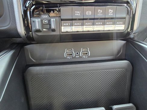 New 2026 RAM 2500 Big Horn image 23