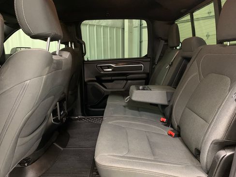Used 2021 RAM 1500 Big Horn AWD/4WD image 17