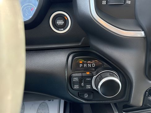 Used 2022 RAM 1500 Big Horn image 25