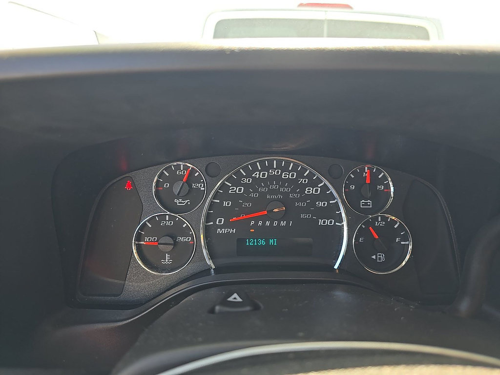 Used 2025 Chevrolet Express 2500 w/ Driver Convenience Package RWD image 8
