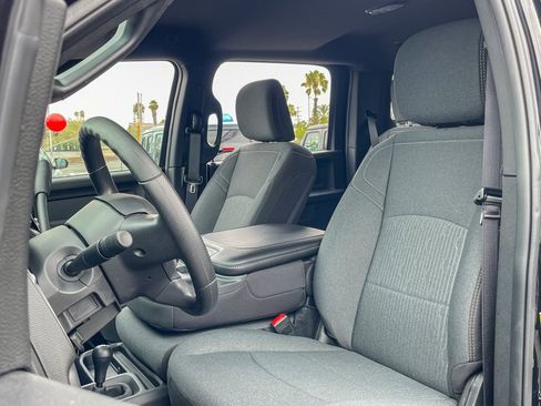 New 2024 RAM 2500 Tradesman w/ Chrome Appearance Group image 16