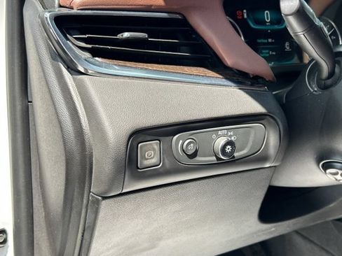 Used 2018 Buick Enclave Avenir AWD/4WD image 43