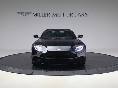 Used 2020 Aston Martin DB11 Volante image 24