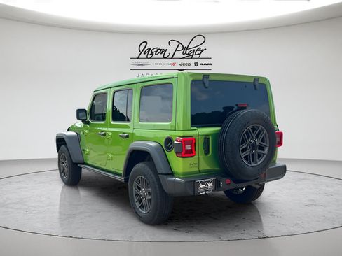 Used 2025 Jeep Wrangler Unlimited Sport AWD/4WD image 5