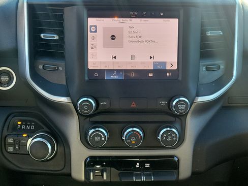 Used 2024 RAM 2500 Big Horn image 24