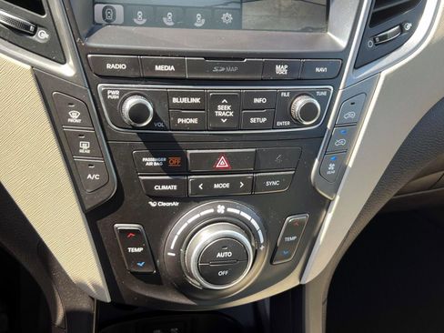 Used 2018 Hyundai Santa Fe AWD image 28