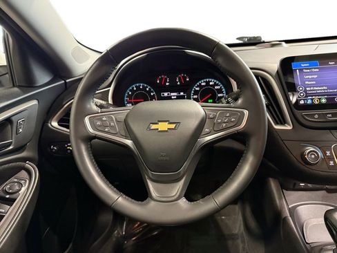 Used 2022 Chevrolet Malibu RS FWD image 15