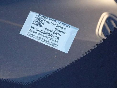 Used 2024 Chevrolet Malibu LT image 27