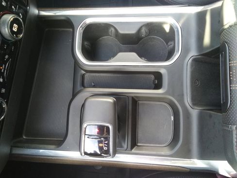 Used 2023 Chevrolet Silverado 1500 High Country w/ High Country Premium Package image 21