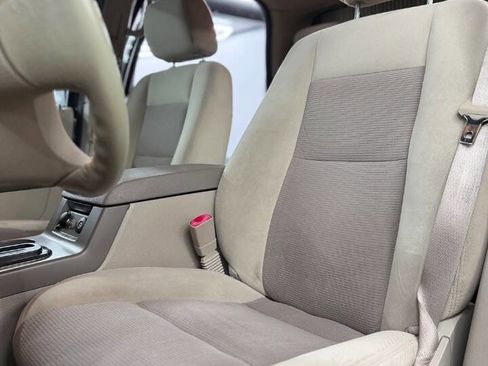 Used 2007 Ford Explorer Sport Trac XLT image 3