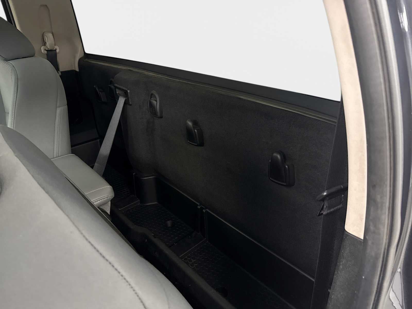 Used 2013 RAM 1500 Express RWD image 23