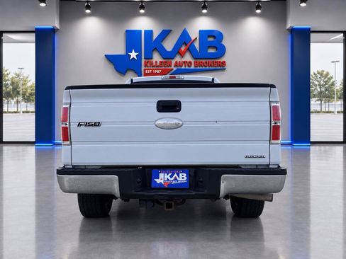 Used 2011 Ford F150 XLT w/ XLT Convenience Pkg AWD/4WD image 3