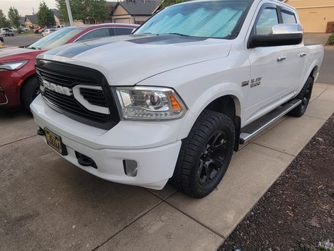 Used 2014 RAM 1500 Laramie w/ Trailer Tow Group AWD/4WD image 1