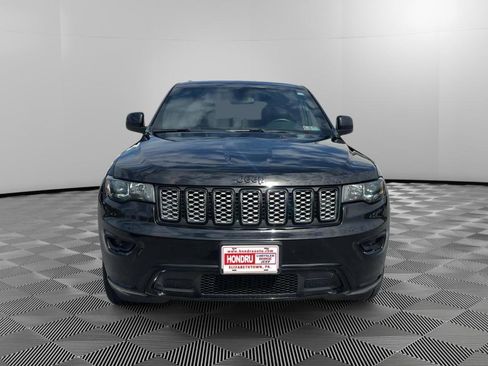 Used 2021 Jeep Grand Cherokee Laredo X AWD/4WD image 7