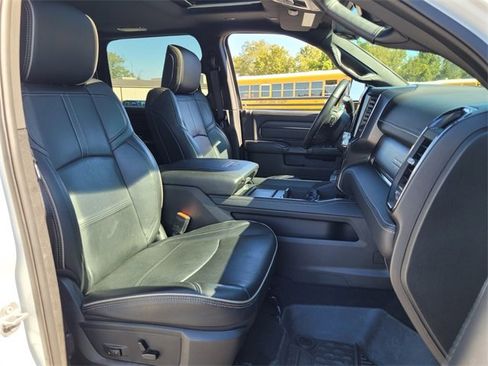 Used 2024 RAM 2500 Limited image 15