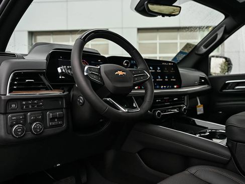 New 2026 Chevrolet Suburban High Country image 21