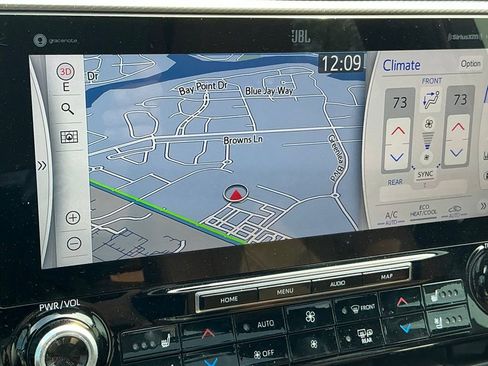 Used 2020 Toyota Highlander Platinum image 19