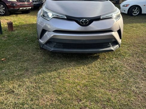 Used 2018 Toyota C-HR image 29