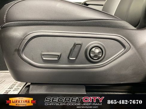 New 2026 Jeep Grand Cherokee L Limited AWD/4WD image 14