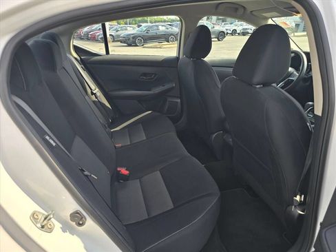 Used 2025 Nissan Sentra SV FWD image 13