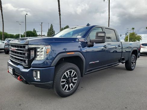 Used 2022 GMC Sierra 3500 AT4 w/ AT4 Preferred Package image 32